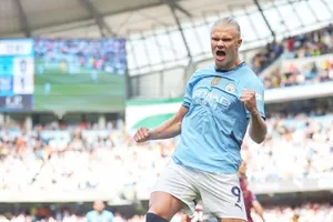 Erling Haaland ghi hat-trick đầu tiên trong mùa giải mới và thứ 10 trong màu áo Man.City.