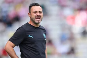 Roberto De Zerbi không vui khi Marseille chỉ có 1 điểm trên sân nhà trước Reims