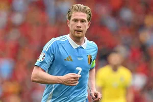 Kevin De Bruyne được xác định là trụ cột trong quá trình trẻ hóa của HLV Domenico Tedesco.