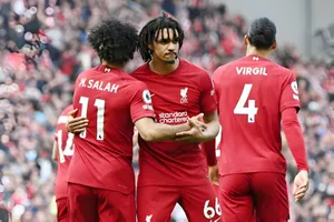 Mohamed Salah, Trent Alexander-Arnold và Virgil van Dijk có thể ký sớm và thi đấu cho một đội dự FIFA Club World Cup 2025.
