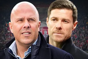 HLV Arne Slot gọi đồng nghiệp Xabi Alonso của Bayer Leverkusen là “nhà quản lý đặc biệt”.