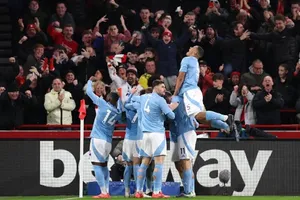 Nottingham Forest là đội đầu tiên ở mùa này rời sân Brentford với 3 điểm nhờ thắng lợi 2-0