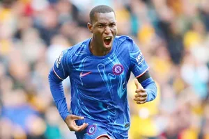 HLV Enzo Maresca không có tiền đạo Nicolas Jackson trong khoảng 6 tuần.