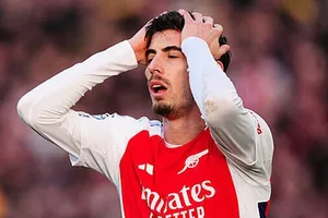 Arsenal xác nhận tiền đạo Kai Havertz bị loại khỏi phần còn lại của mùa giải vì chấn thương gân kheo.