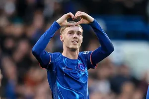 Cole Palmer giành giải Cầu thủ xuất sắc nhất năm của Premier League và Bàn thắng của mùa giải tại Giải thưởng bóng đá London năm 2025.