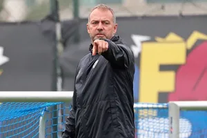 HLV Hansi Flick biết rõ Barcelona đang ở vị trí tuyệt vời nhưng muốn giữ cho một đội trẻ luôn vững vàng và tập trung.