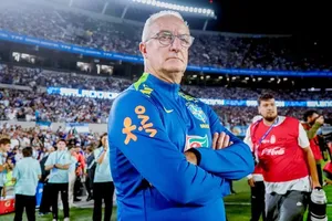 Liên đoàn bóng đá Brazil (CBF) đã sa thải HLV trưởng đội tuyển quốc gia Dorival Junior.