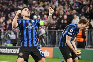 Inter Milan giành chiến thắng 2-1 ngay trên sân Bayern Munich ở lượt đi tứ kết Champions League.