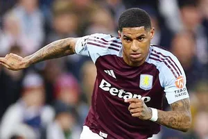 Aston Villa chờ một tấm vé trở lại Champions League để quyết định liệu có mua đứt Marcus Rashford hay không.