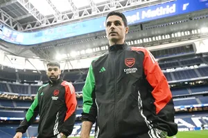 HLV Mikel Arteta thúc giục Arsenal mạnh mẽ dập tắt kỳ vọng về một cuộc lội ngược dòng của Real Madrid.