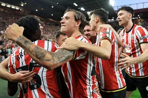 Sheffield United giành quyền vào chung kết play-off thăng hạng lên Premier League.