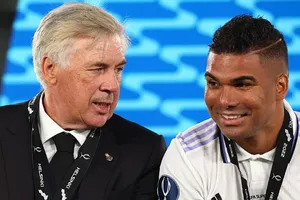 Casemiro giành 2 danh hiệu Champions League và một La Liga trong 3 mùa giải thi đấu dưới quyền Carlo Ancelotti tại Real Madrid.