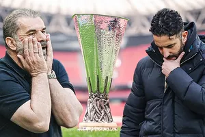 HLV Ruben Amorim của Man.United và Ange Postecoglou của Tottenham không nghĩ công việc của họ bị đe dọa.