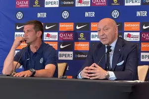 Chủ tịch Giuseppe Marotta tuyên bố Cristian Chivu là HLV phù hợp với Inter Milan.