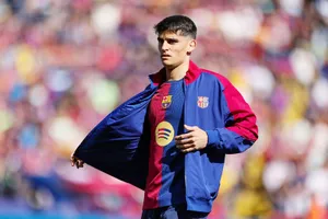 Hậu vệ cánh trái Gerard Martin tuyên bố không muốn chia tay Barcelona vào mùa hè này.