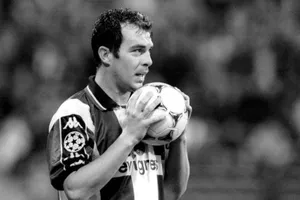 Giám đốc bóng đá kiêm đội trưởng huyền thoại của Porto, Jorge Costa qua đời vào thứ Ba ở tuổi 53.