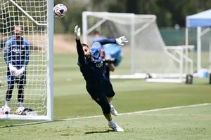 HLV Luis Enrique đã loại Donnarumma khỏi đội hình thi đấu trận Siêu cúp với Tottenham