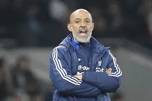 HLV Nuno Espirito Santo thừa nhận lo lắng về sự ổn định công việc tại của Nottingham Forest.