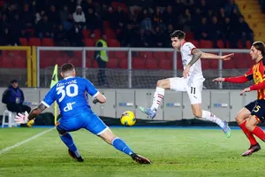 Christian Pulisic ghi bàn giúp AC Milan đánh bại chủ nhà Lecce với tỷ số 2-0.