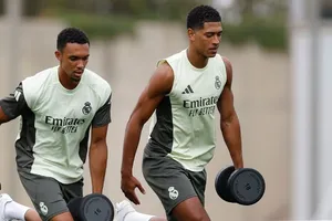 Jude Bellingham trở lại tập luyện cùng Real Madrid lần đầu tiên kể từ sau ca phẫu thuật vai. 