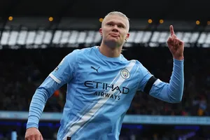 Erling Haaland ghi cú đúp trong hiệp 2 để nhấn chìm Quỷ đỏ