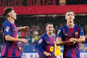 Dani Olmo đã ghi bàn và kiến tạo giúp Barcelona đánh bại Getafe 3-0.