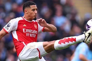William Saliba đang tỏa sáng ờ Arsenal