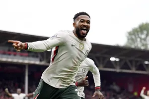 Reece James ăn mừng bàn thắng ấn định tỷ số trong lần ra sân thứ 200 cho CLB