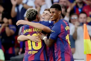 Barcelona đè bẹp Olympiacos 6-1 tại Champions League là một màn khởi động không thể tốt hơn trước trận Siêu kinh điển.