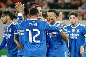 Kylian Mbappe ghi cú ‘poker” đầu tiên của sự nghiệp và lập hat-trick nhanh thứ 2 trong lịch sử Champions League.