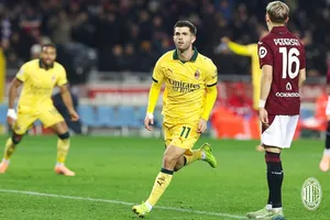 Christian Pulisic giúp AC Milan lội ngược dòng giành chiến thắng 3-2 trước Torino.