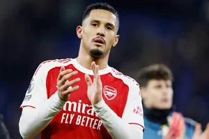 William Saliba tin rằng Arsenal có thể làm được điều không tưởng giành “cú ăn 4” trong mùa giải này.