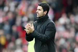 HLV Mikel Arteta đã kêu gọi Arsenal phá bỏ lời nguyền năm mới tại Premier League.