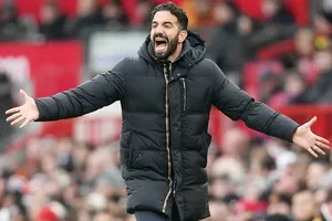 HLV Ruben Amorim đã gây nên những nghi ngờ lớn hơn về tương lai tại sân Old Trafford.