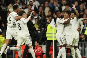 Gonzalo Garcia ghi hat-trick giúp Real Madrid thắng đậm 5-1 trước Real Betis. 