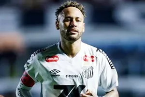 Neymar suýt giải nghệ khi hy sinh giúp Santos trụ hạng