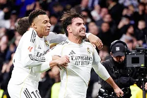 Real Madrid đánh bại Levante 2-0 mang về chiến thắng đầu tiên cho tân HLV Alvaro Arbeloa.