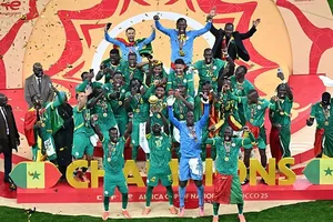 Senegal nâng cao cúp vô địch Cúp bóng đá châu Phi (AFCON) lần thứ 2 trong lịch sử.