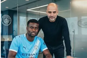 Trung vệ Crystal Palace Marc Guehi ký hợp đồng chơi cho Manchester City
