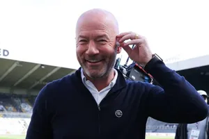 Huyền thoại Premier League Alan Shearer.