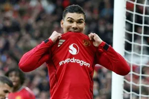 Casemiro sẽ luôn ở bên Man United