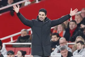 HLV Mikel Arteta thất vọng khi Arsenal thua sít sao 2-3 trên sân nhà trước Man.United.