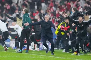 HLV Jose Mourinho thừa nhận sự nhầm lẫn về hiệu số bàn thắng bại cần thiết để đi tiếp suýt chút nữa đã khiến Benfica bị loại.
