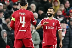 Mohamed Salah vui khi đã ghi được bàn thắng đầu tiên kể từ đầu tháng 11 năm ngoái.