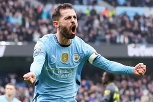 Bernardo Silva phải thường xuyên phạm lỗi mùa này