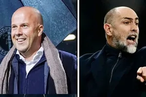 HLV Arne Slot (Liverpool) và Igor Tudor (Tottenham)