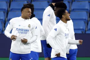 Kylian Mbappe sẵn sàng trở lại sau chấn thương khi Real Madrid làm khách tại Man.City.