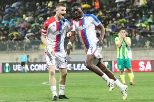 Ismaila Sarr lập cú đúp giúp Crystal Palace giành chiến thắng 2-1 sau hiệp phụ trước AEK Larnaca.