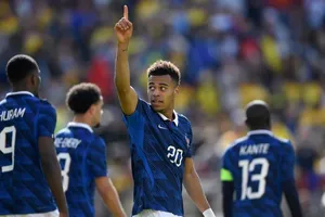 Desire Doue lập cú đúp giúp tuyển Pháp với nhiều sự thay đổi đánh bại Colombia 3-1.