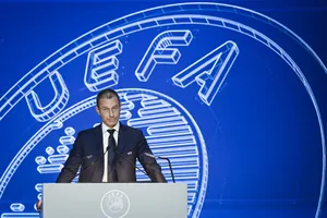 Aleksander Ceferin cảnh báo Italy có nguy cơ không thể đồng đăng cai Euro 2032.